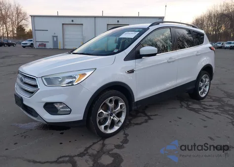 2018 Ford Escape Se из США, поврежденный, VIN 1FMCU9GD2JUA31626